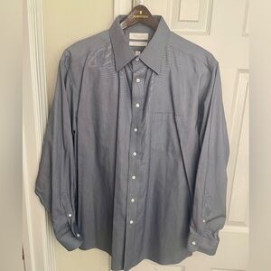 Roundtree & Yorke Blue Dress Shirt Crisp Cotton
